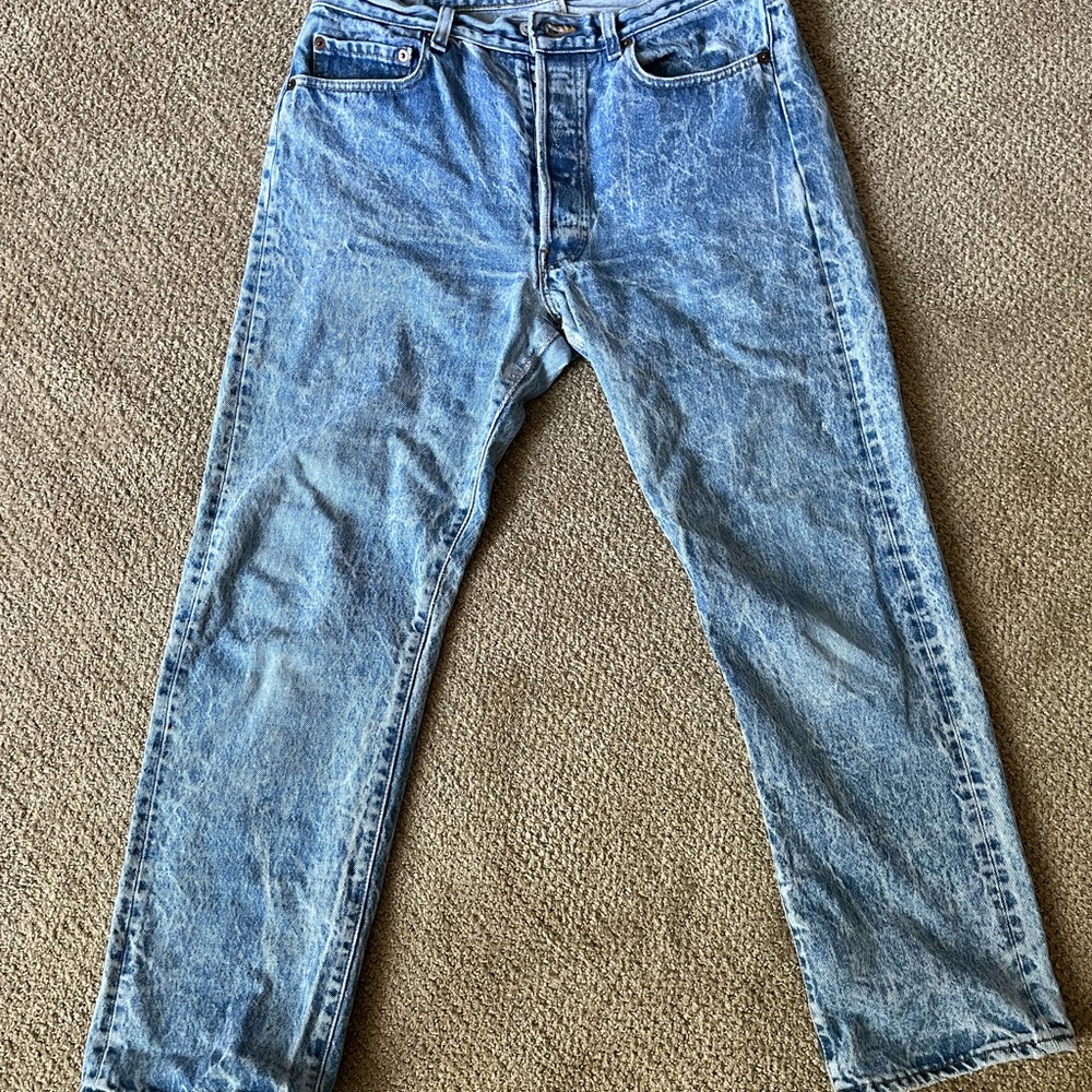 VTG levis 501 size 34x30 blue acid wash